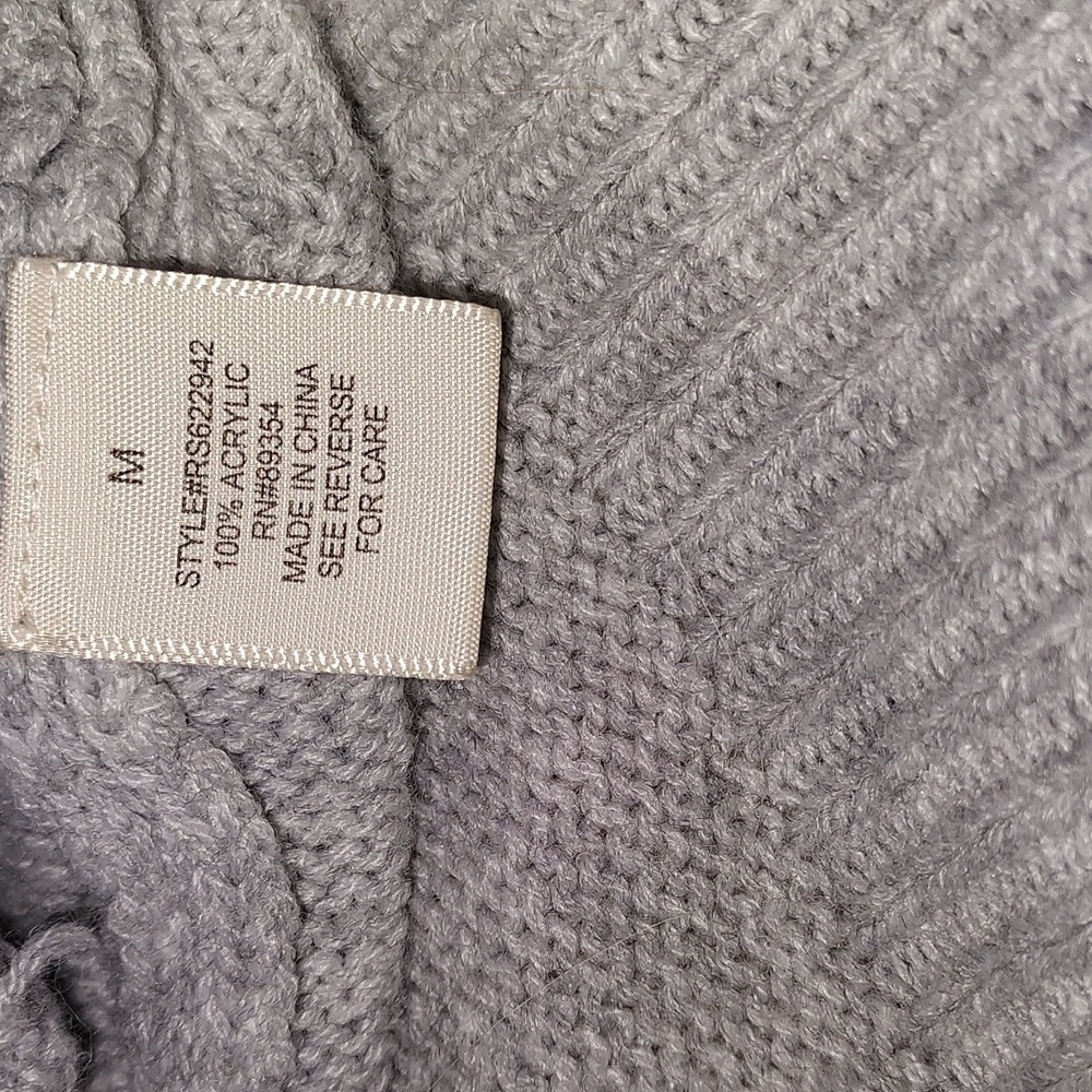 No Comment Crop Sweater - Picture 6 of 9